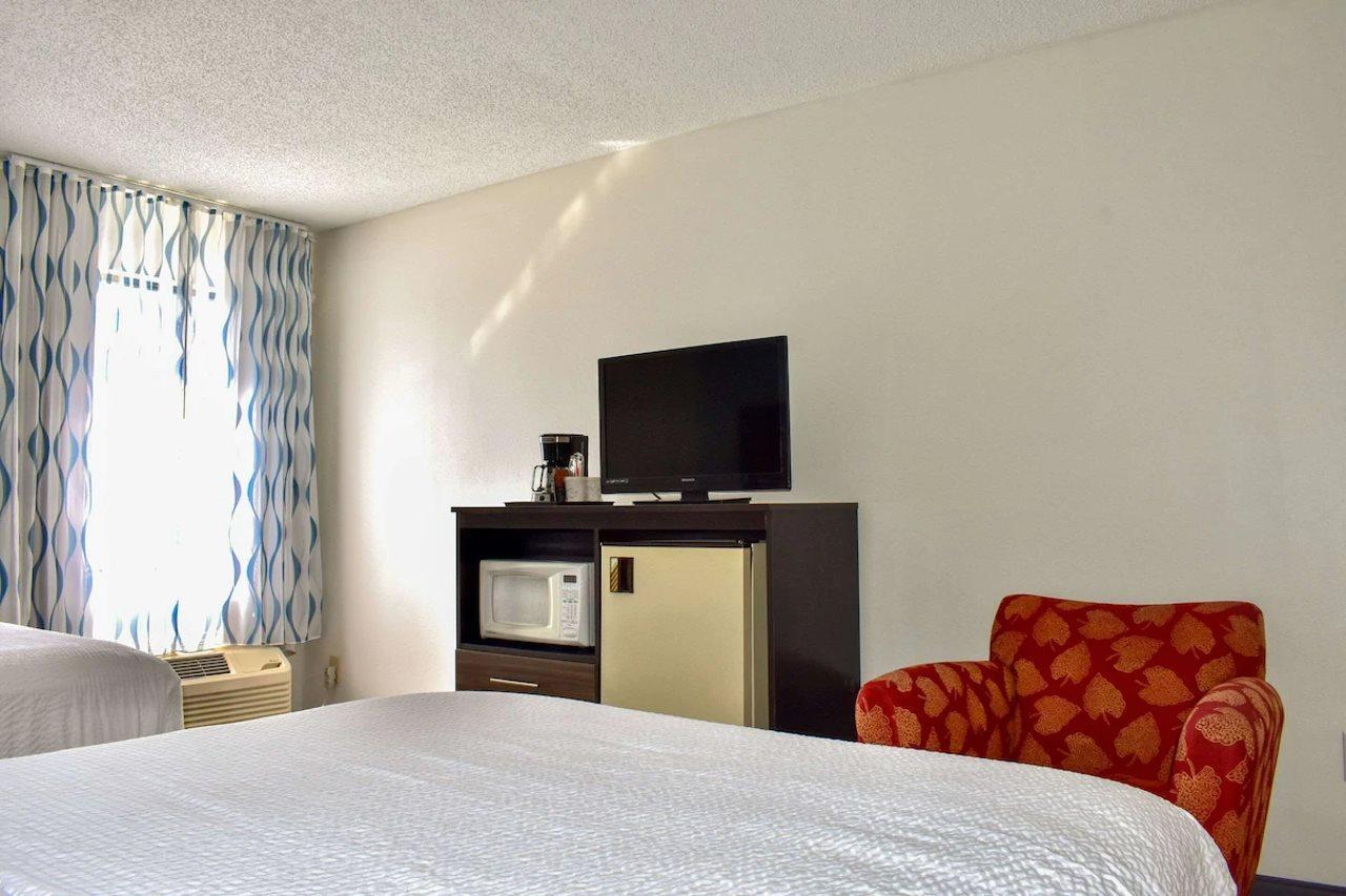Hotel Clarion Pointe Vidalia - Lyons West Extérieur photo